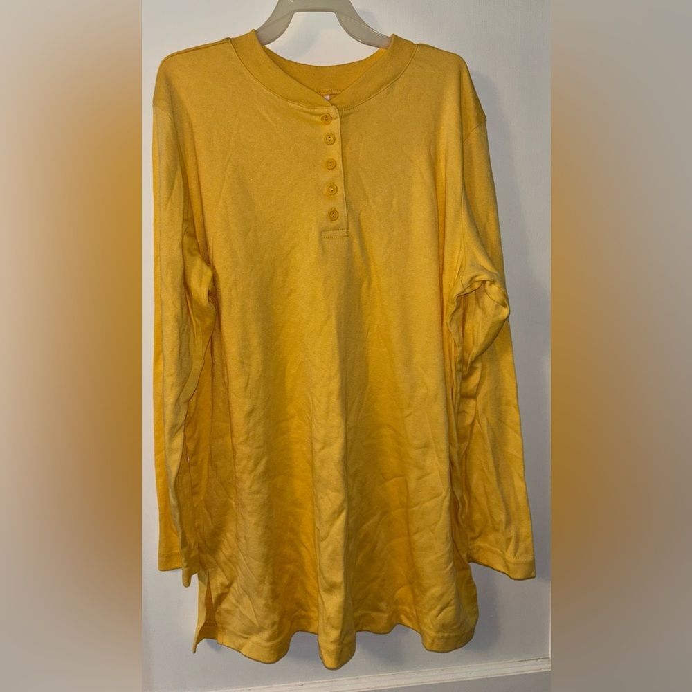 CXT Classics Long Sleeve Quarter Button Shirt (NWOT)